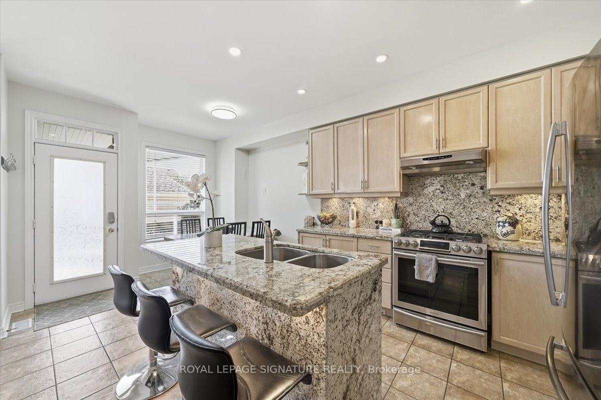7010 Gooderham Estate Boulevard